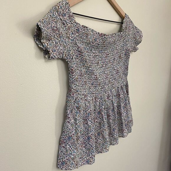 Old Navy Smocked Floral Top - Picture 4 of 8